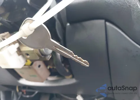 1998 Honda Civic Dx from USA, damaged, VIN 2HGEJ644XWH110207